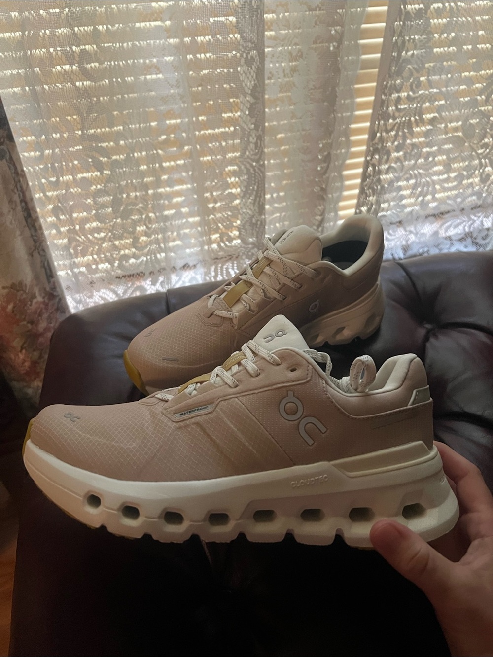 On Cloudvista Women Waterproof brand new
